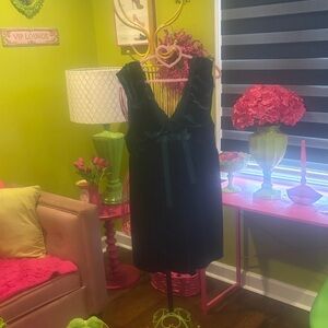 Elegant Black Sleeveless Dress